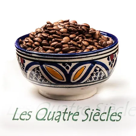 Les Quatre Siecles Bed & Breakfast 3*