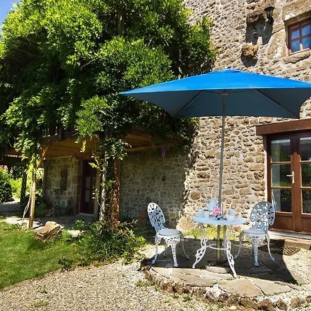 Les Quatre Siecles Bed & Breakfast