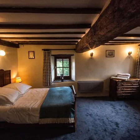 Les Quatre Siecles Bed & Breakfast