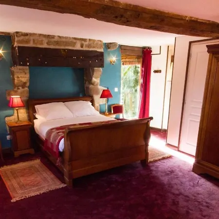 Les Quatre Siecles Bed & Breakfast Herce