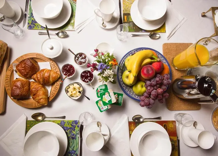 Les Quatre Siècles Bed & Breakfast 3*