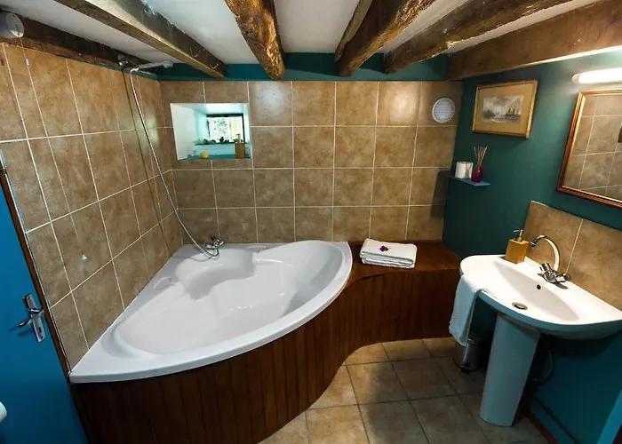 Les Quatre Siècles 3*