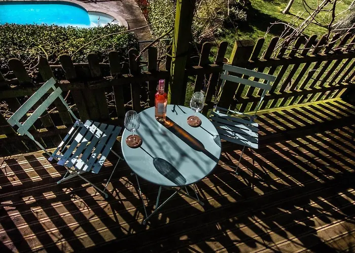 Les Quatre Siècles Bed & Breakfast 3*