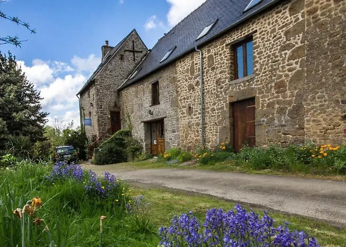 Les Quatre Siècles Bed & Breakfast Herce